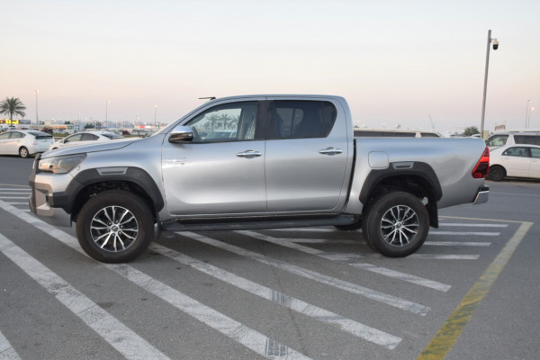 Toyota Hilux 2020/ Silver RHD Diesel AT Pickup 4WD view 10