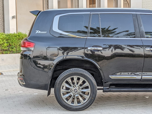 Toyota Land Cruiser 2014/ Black LHD Petrol AT SUV 4WD view 19