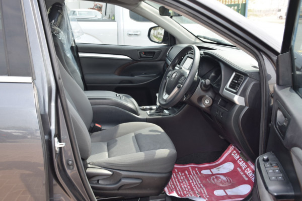 Toyota Kluger 2016/ Grey RHD Petrol AT SUV 2WD view 7