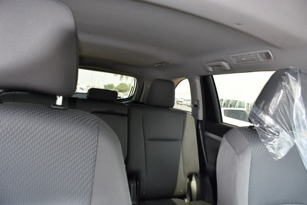 Toyota Kluger 2016/ Grey RHD Petrol AT SUV 2WD view 10