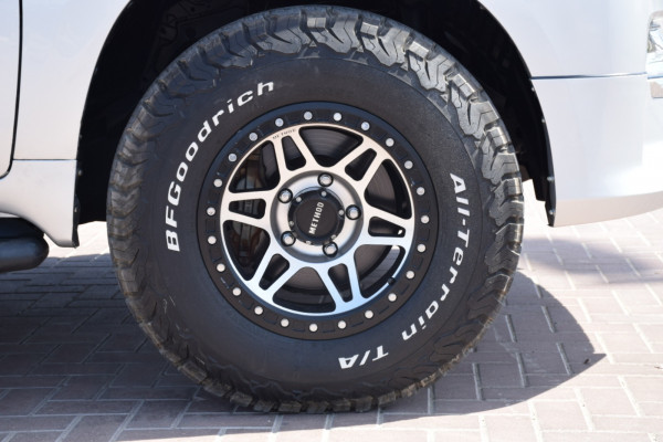 Toyota Land Cruiser 2016  Silver RHD Diesel AT SUV 4WD view 8