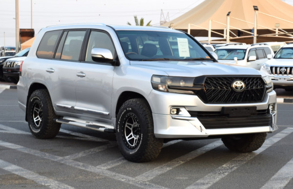 Toyota Land Cruiser 2016  Silver RHD Diesel AT SUV 4WD view 11