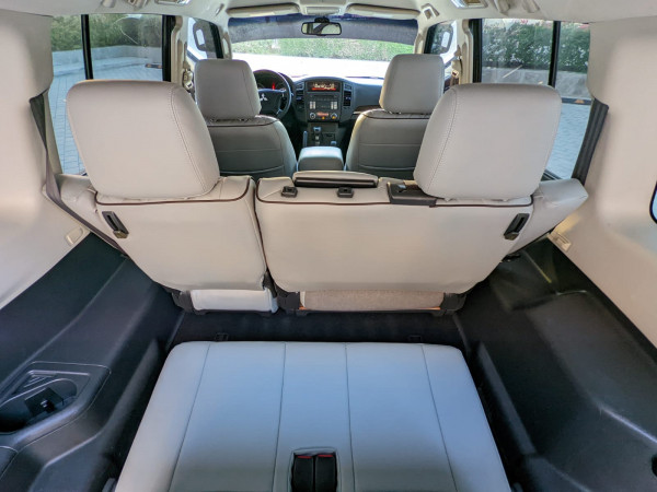 Mitsubishi Pajero 2013/ Silver LHD Petrol AT SUV 4WD view 2