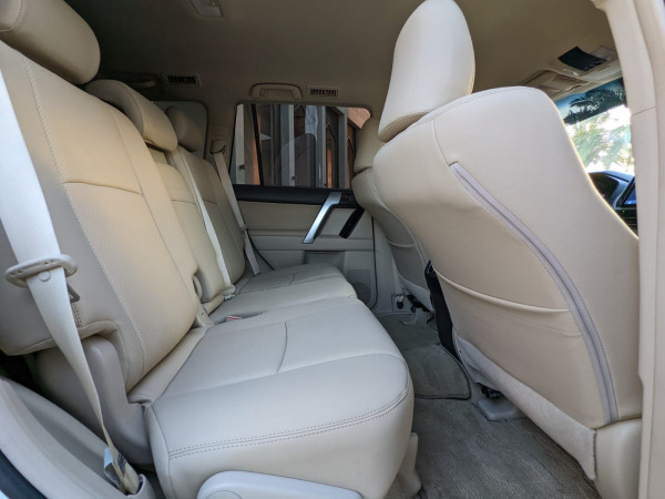 Toyota LAND CRUISER PRADO 2022/ White LHD Petrol AT SUV 4WD view 3