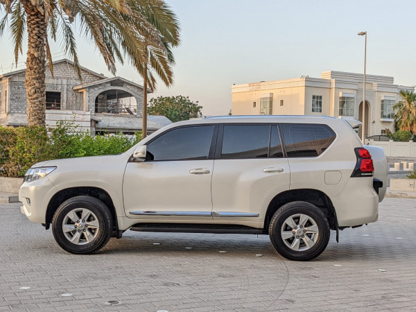 Toyota LAND CRUISER PRADO 2022/ White LHD Petrol AT SUV 4WD view 11