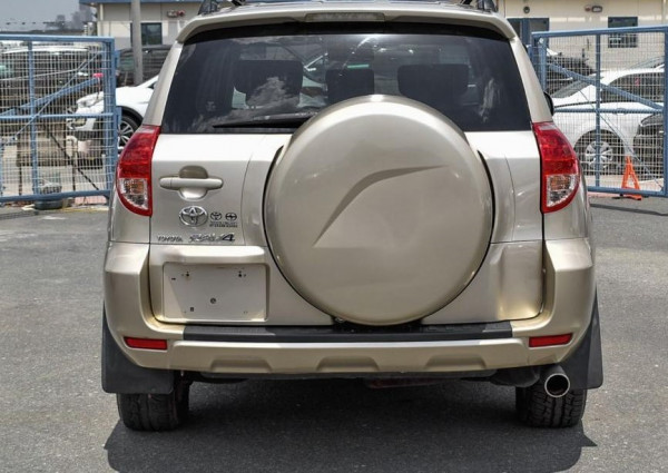 Toyota RAV 4 2007  Gold LHD Petrol AT SUV 2WD view 16
