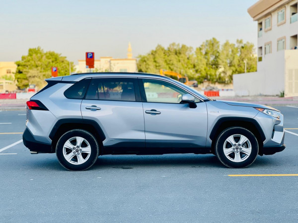 Toyota RAV 4 2019/ Silver LHD Hybrid AT SUV Crossover 2WD view 6