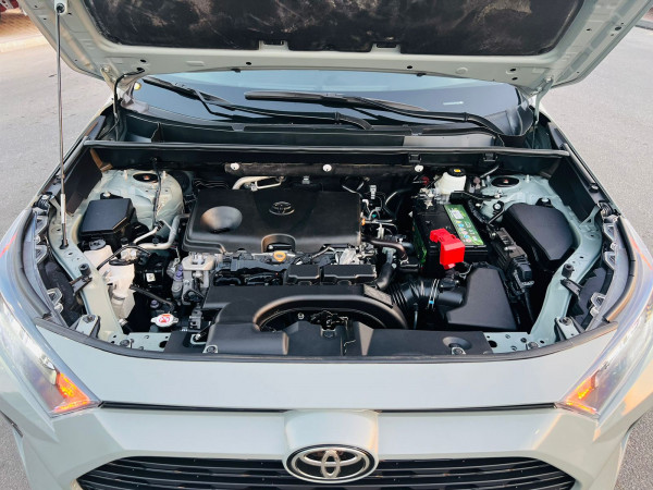 Toyota RAV 4 2020/ Green LHD Petrol AT SUV Crossover 2WD view 12