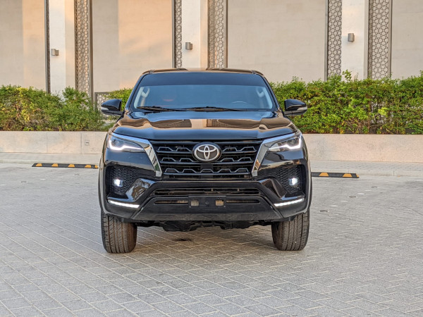Toyota Fortuner 2016/ Black LHD Petrol AT SUV 2WD