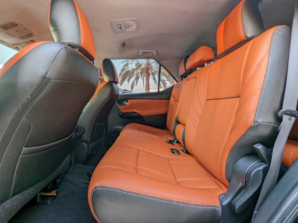 Toyota Fortuner 2016/ Black LHD Petrol AT SUV 2WD view 5