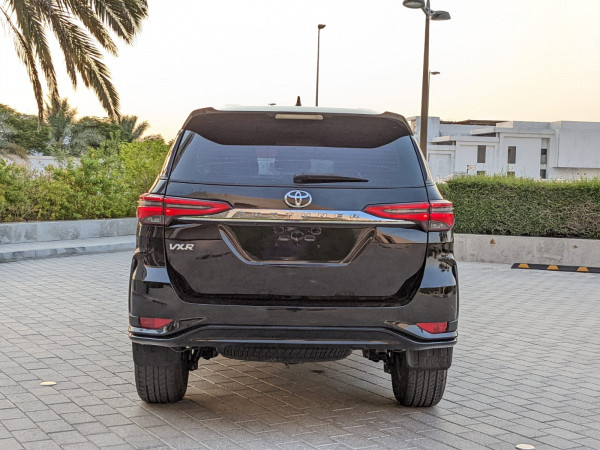 Toyota Fortuner 2016/ Black LHD Petrol AT SUV 2WD view 12