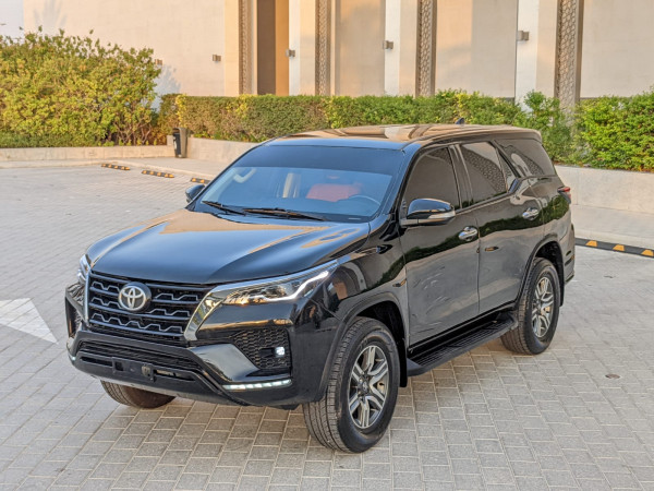 Toyota Fortuner 2016/ Black LHD Petrol AT SUV 2WD view 16