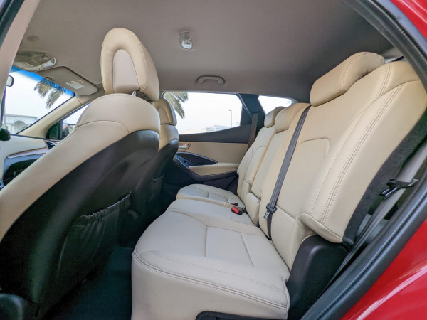 Hyundai Santa Fe 2016/ Red LHD Petrol AT SUV 2WD view 3