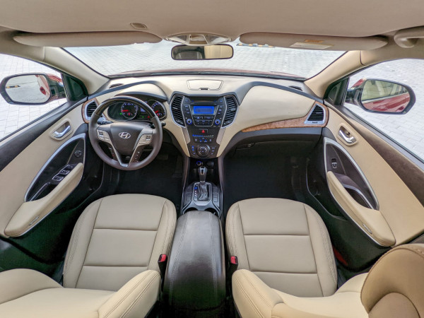 Hyundai Santa Fe 2016/ Red LHD Petrol AT SUV 2WD view 7