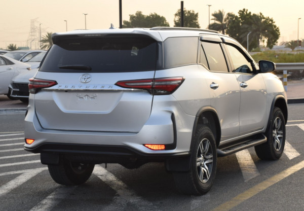 Toyota Fortuner 2021/ Silver RHD Diesel AT SUV 4WD view 15