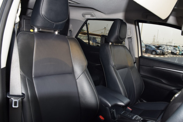 Toyota Fortuner 2021/ Silver RHD Diesel AT SUV 4WD view 18