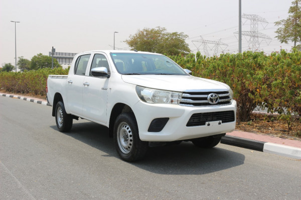Toyota Hilux 2018/ White LHD Diesel MT Pickup 4WD view 9