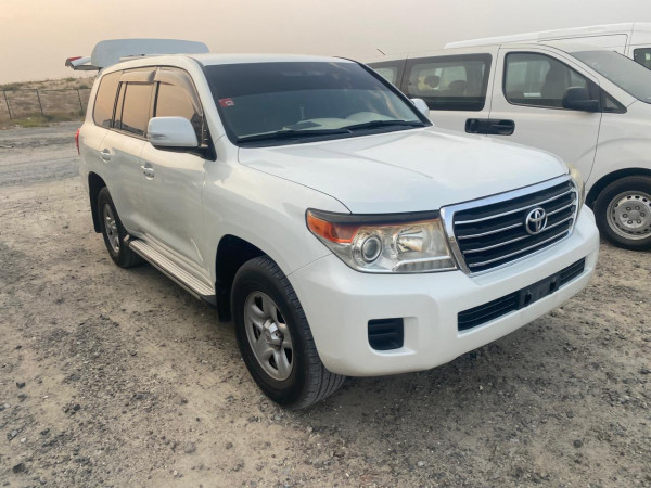 Toyota Land Cruiser 2013/ White LHD Diesel AT SUV 4WD view 8