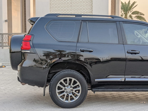 Toyota LAND CRUISER PRADO 2019  Black LHD Petrol AT SUV 4WD view 12