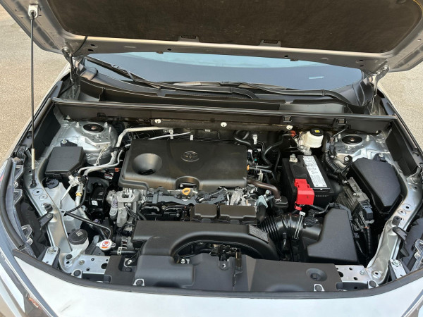 Toyota RAV 4 2019/ Silver LHD Petrol AT SUV Crossover 2WD view 7