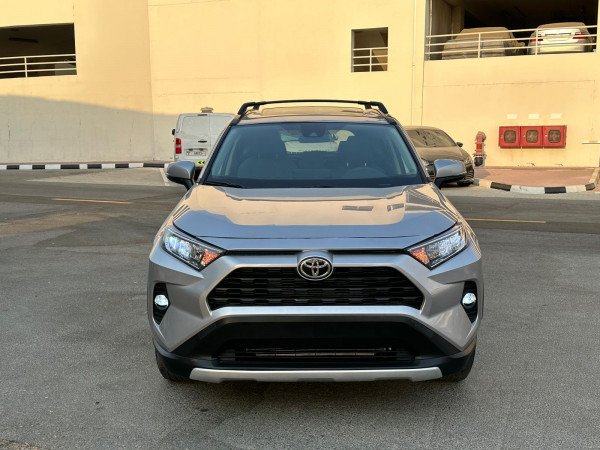 Toyota RAV 4 2019/ Silver LHD Petrol AT SUV Crossover 2WD view 8