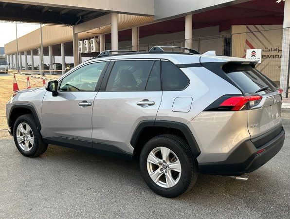 Toyota RAV 4 2019/ Silver LHD Petrol AT SUV Crossover 2WD view 10