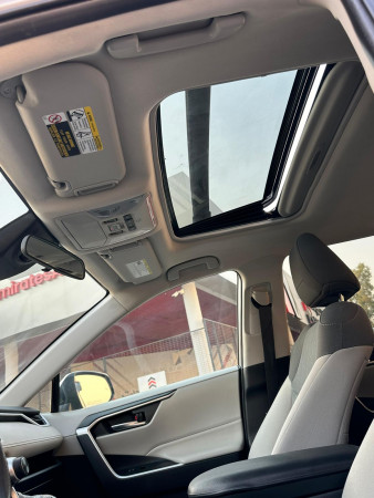 Toyota RAV 4 2019/ Silver LHD Petrol AT SUV Crossover 2WD view 15
