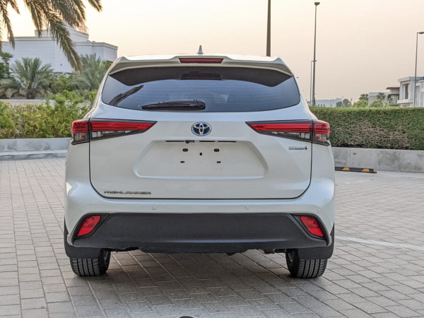 Toyota Highlander 2020/ White LHD Hybrid AT SUV 4WD view 14