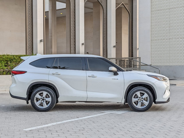 Toyota Highlander 2020/ White LHD Hybrid AT SUV 4WD view 16