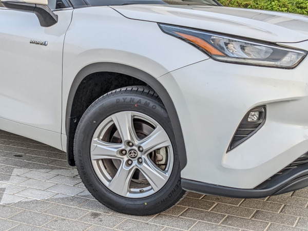 Toyota Highlander 2020/ White LHD Hybrid AT SUV 4WD view 20