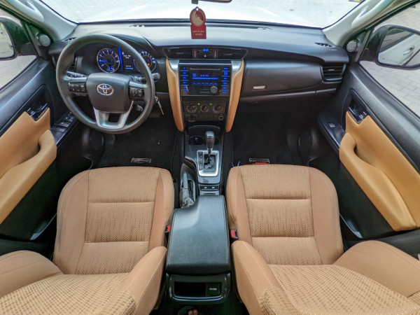 Toyota Fortuner 2016/ White LHD Petrol AT SUV 4WD view 6