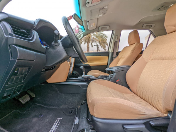 Toyota Fortuner 2016/ White LHD Petrol AT SUV 4WD view 7