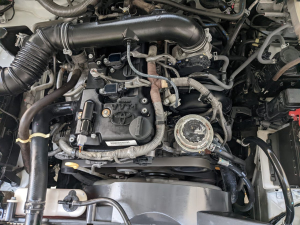 Toyota Fortuner 2016/ White LHD Petrol AT SUV 4WD view 8