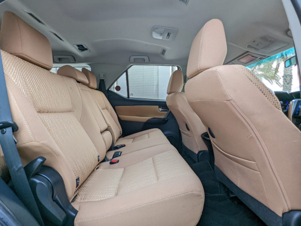 Toyota Fortuner 2016/ White LHD Petrol AT SUV 4WD view 16