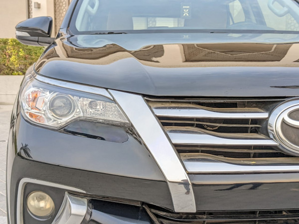 Toyota Fortuner 2016  Black LHD Petrol AT SUV 2WD view 2