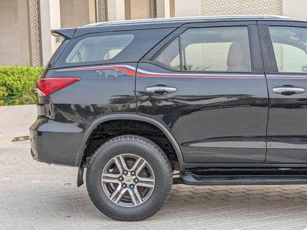 Toyota Fortuner 2016  Black LHD Petrol AT SUV 2WD view 3