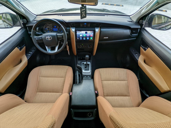 Toyota Fortuner 2016  Black LHD Petrol AT SUV 2WD view 8