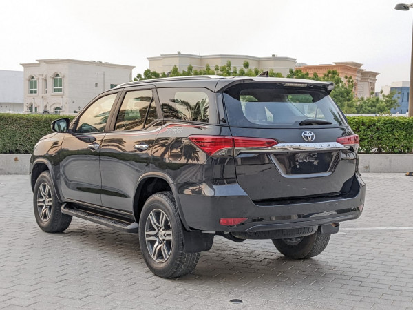 Toyota Fortuner 2016  Black LHD Petrol AT SUV 2WD view 14