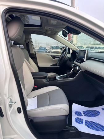 Toyota RAV 4 2020  White LHD Hybrid AT SUV Crossover 2WD view 5