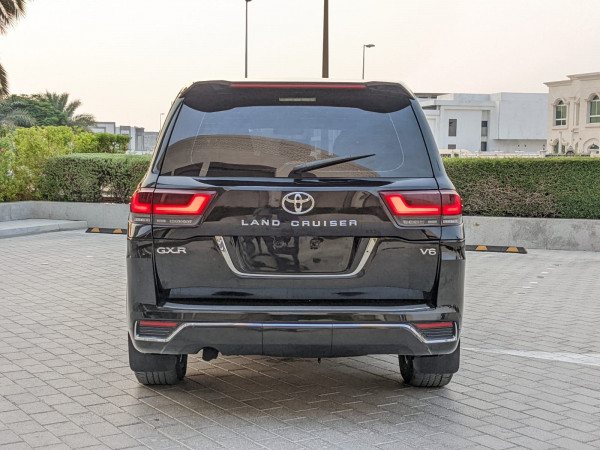 Toyota Land Cruiser 2011  Black LHD Petrol AT SUV 4WD view 20