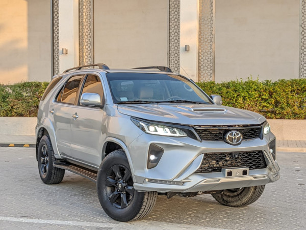 Toyota Fortuner 2008/ Silver LHD Petrol AT SUV 4WD view 20