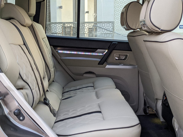 Mitsubishi Pajero 2016  Brown LHD Petrol AT SUV 4WD view 8