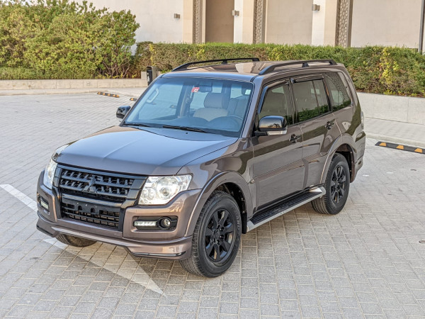 Mitsubishi Pajero 2016  Brown LHD Petrol AT SUV 4WD view 17
