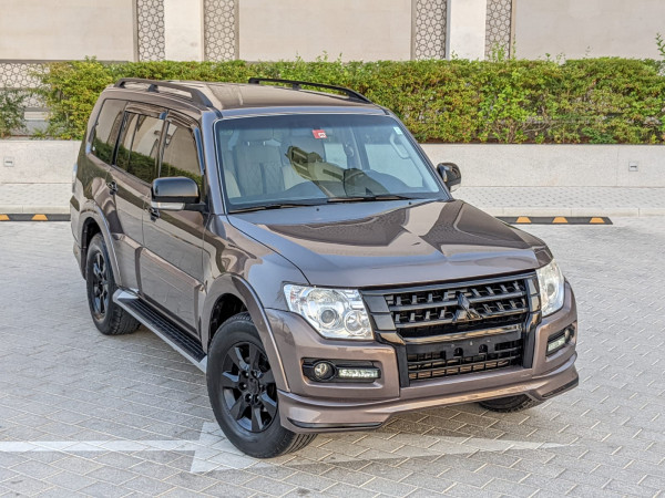 Mitsubishi Pajero 2016  Brown LHD Petrol AT SUV 4WD view 24