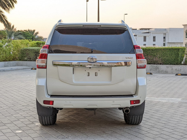 Toyota LAND CRUISER PRADO 2016  White LHD Petrol AT SUV 4WD view 16