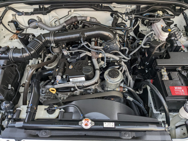 Toyota Fortuner 2018  White LHD Petrol AT SUV 4WD view 10