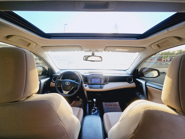Toyota RAV 4 2014  White LHD Petrol AT SUV Crossover 2WD view 8