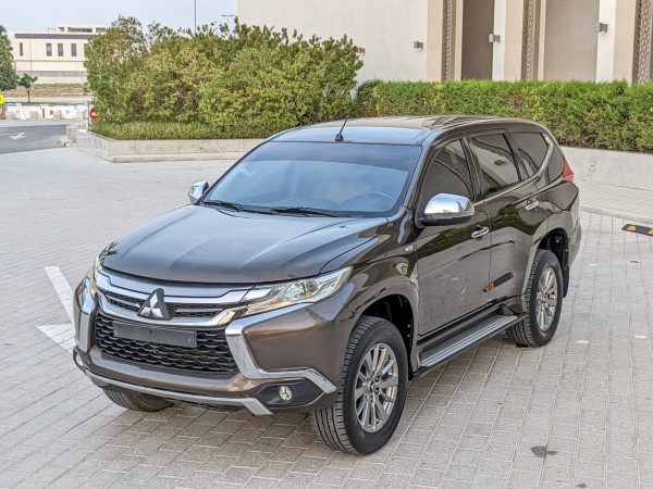 Mitsubishi Montero 2017/ Brown LHD Petrol AT SUV 2WD