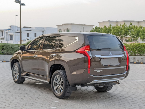 Mitsubishi Montero 2017/ Brown LHD Petrol AT SUV 2WD view 11