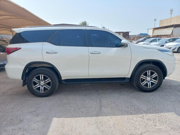 Toyota Fortuner 2020  White LHD Petrol AT SUV 4WD view 14